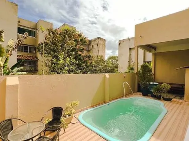 Imagem: Casa para Venda com 4 Quartos em Banco Raso