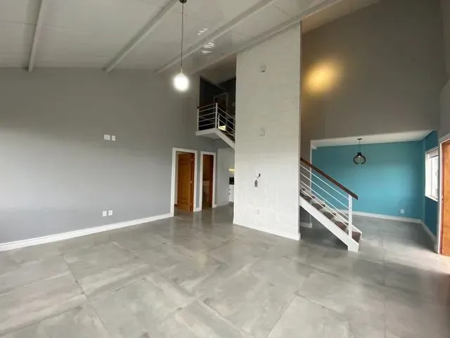 Imagem: Casa com 4 Quartos Sendo 2 Suites para Locação