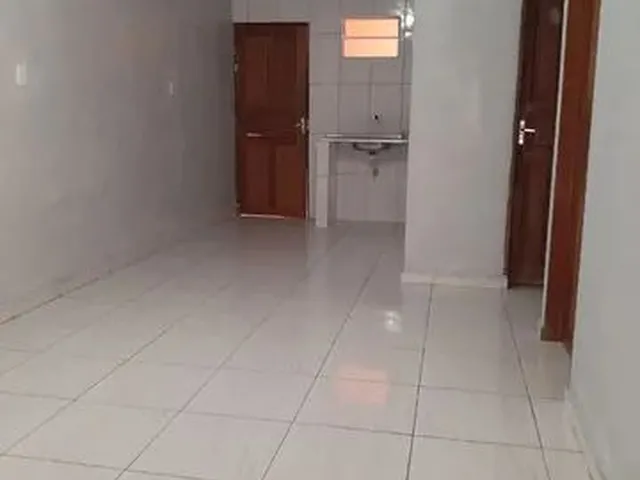 Imagem: O apartamento possui 2 Dormitórios, 1 Banheiro, 1 Vaga na