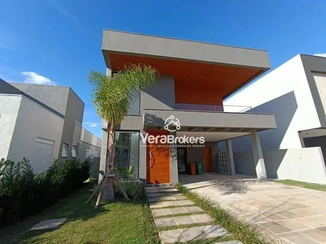Imagem: Linda Casa com 3 Dormitórios para Alugar
