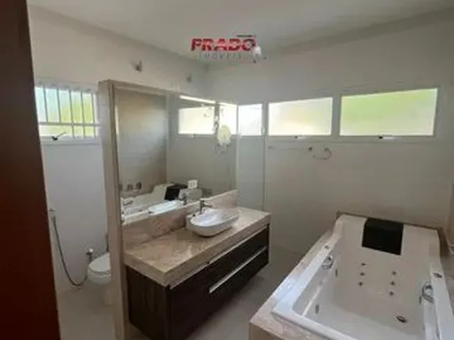 Imagem 12: Locação Casa com 3 dormitórios