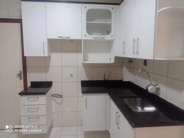 Imagem: Apartamento no Candeias 2/4 Espaçoso Próximo
