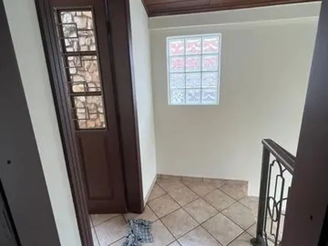 Imagem 2: Casa Comercial para Locação