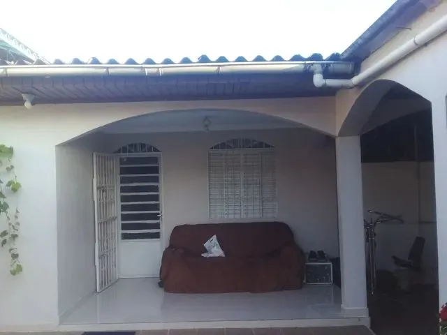 Imagem: Casa 5 Quartos Sala Cozinha Área Externa