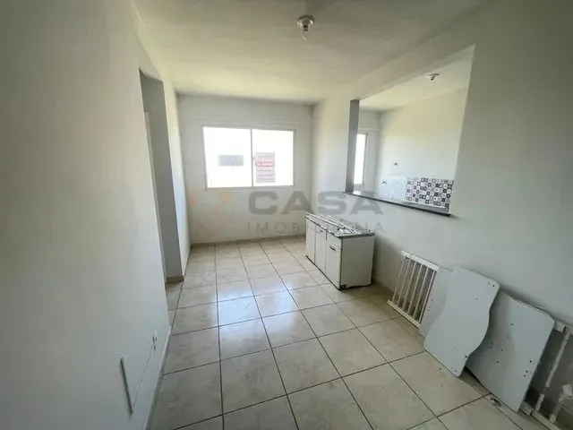 Imagem: Apartamento 2 Quartos, Andar Baixo no Condomínio