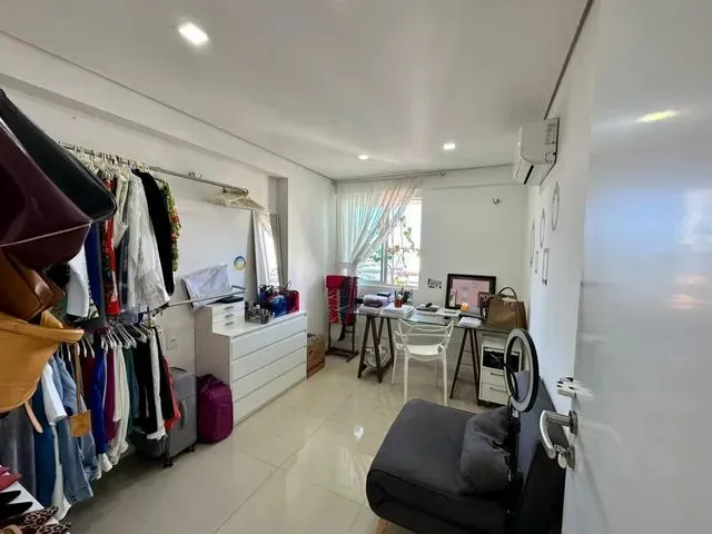 Imagem 2: Apartamento para Venda Possui 95 Metros Quadrados com 3 Quartos em Cocó - Fortaleza - Ce