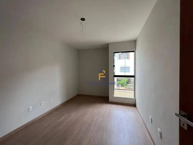 Imagem 5: Apartamento com 3 Dormitórios À Venda, 80 M² por R$ 370.000,00 - Vale do Ipê - Juiz