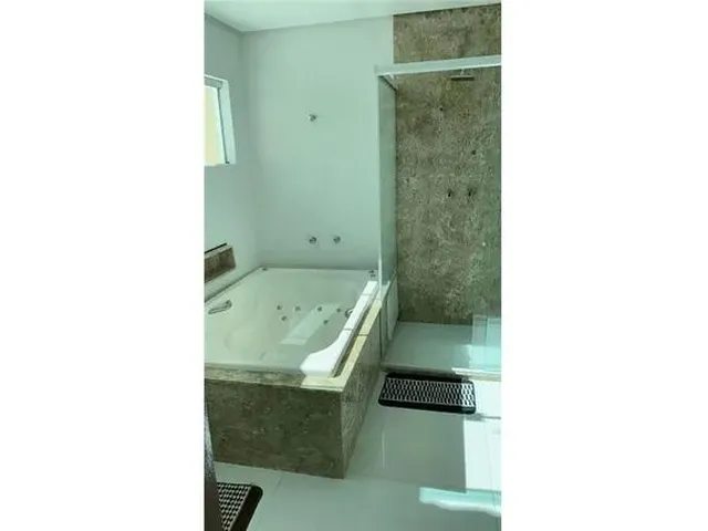 Imagem 9: Casa Duplex com 7 Suítes em Guarajuba