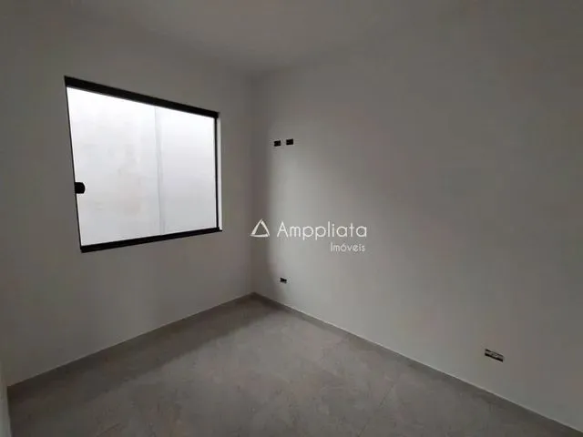 Imagem 9: Sobrado com 3 Dormitórios À Venda, 83 M² por R$ 450.000,00 - Sítio Cercado