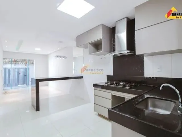 Imagem: Casa À Venda, 3 Quartos, 2 Vagas, Padre