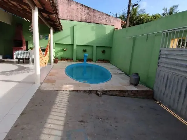 Imagem: Casa na Praia de Pitangui