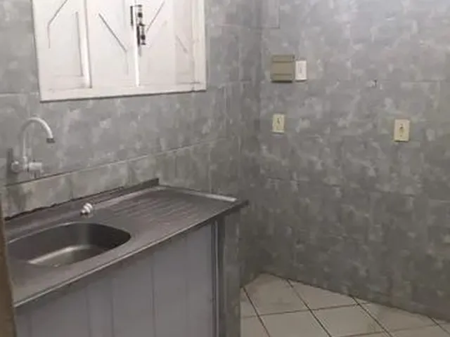 Imagem 6: Kitinet Casa com 2 dormitórios