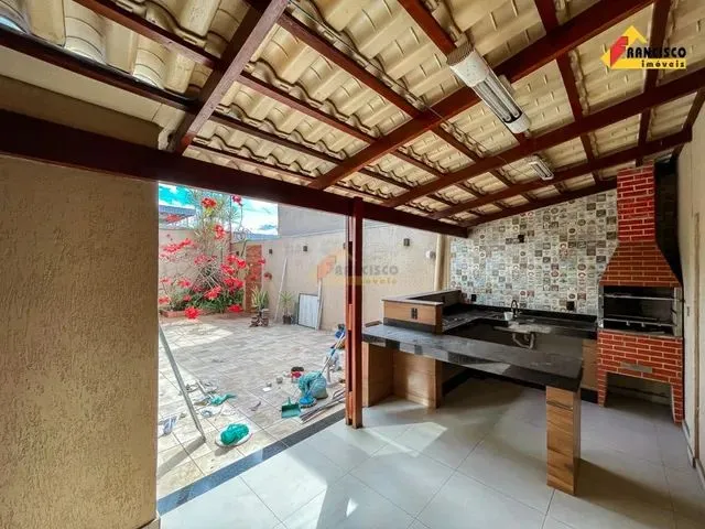Imagem: Casa para Aluguel, 4 Quartos, 1 Suíte