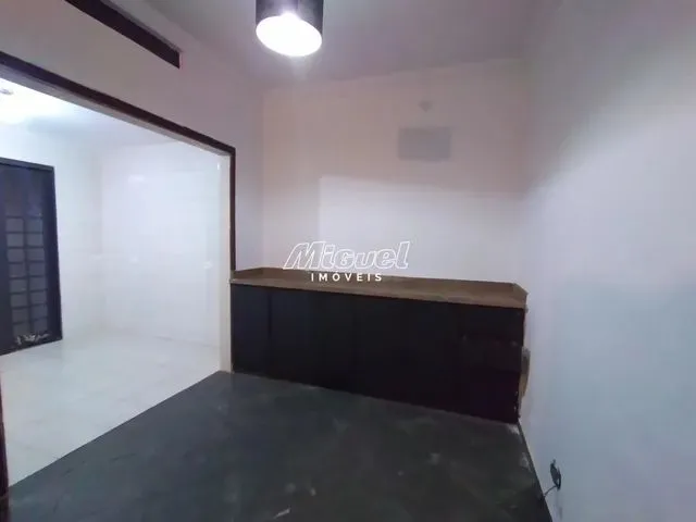Imagem 2: Casa para Aluguel, 3 Quartos, 2 Suítes, Castelinho - Piracicaba