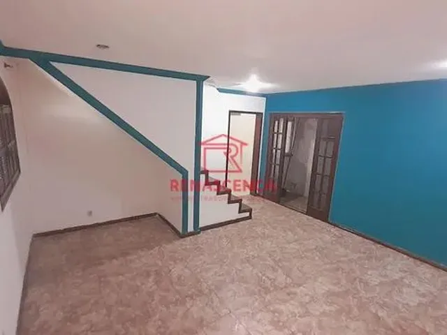 Imagem: Casa Triplex com 3 Quartos e Terraço na