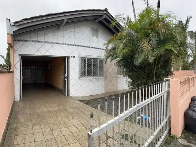Imagem: Casa 3 Dormitórios - Ademar Garcia, Joinville