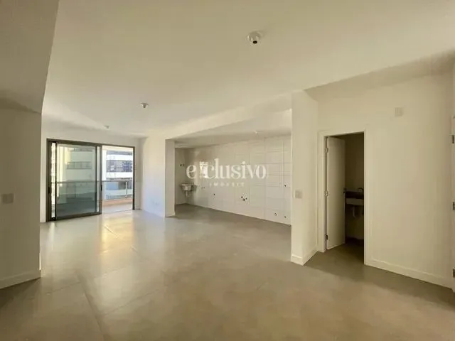 Imagem 1: Apartamento À Venda no Bairro Centro - Florianópolis/Sc