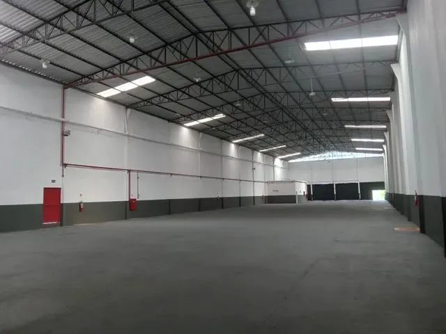 Imagem 2: Aluga-Se Galpão 1500 M2 de Área Construída Próximo Shopping Ponta Negra!