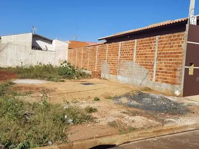 Imagem: Terreno À Venda