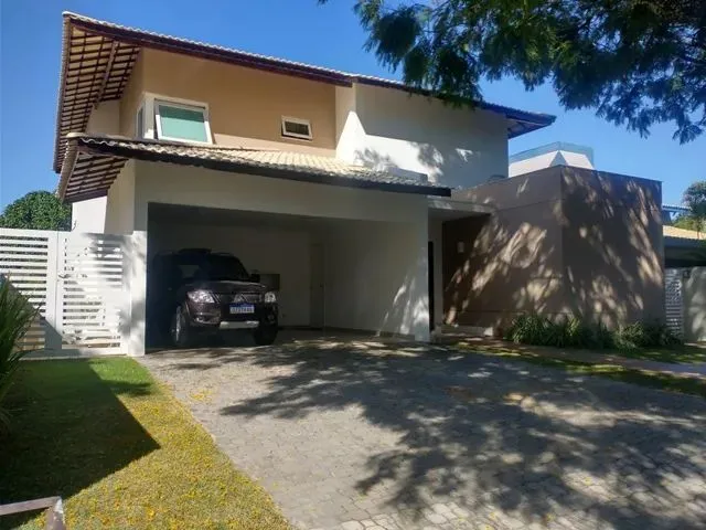 Imagem: A casa possui 4 Dormitórios, 4 Suítes, 5 Banheiros, 4