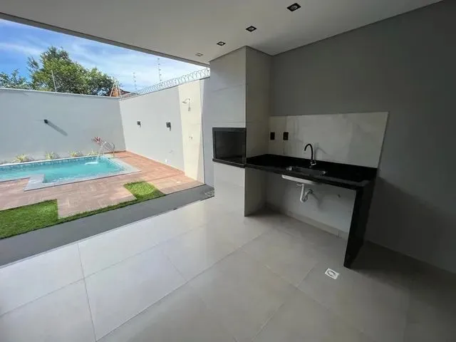 Imagem 6: Imovel a Venda 03 Quartos Sendo 01 Suite com Piscina
