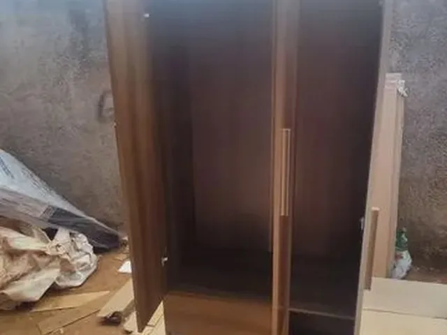 Imagem: Guarda Roupa Novo