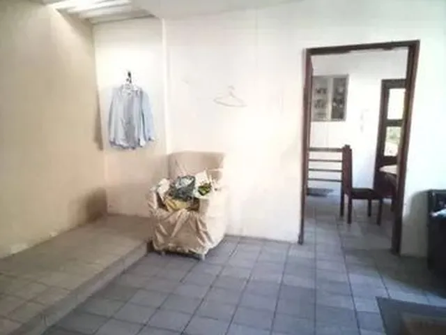 Imagem 3: Casa com 3 Dormitórios À Venda, 520 M² por R$ 800.000 - Cidade dos Funcionários
