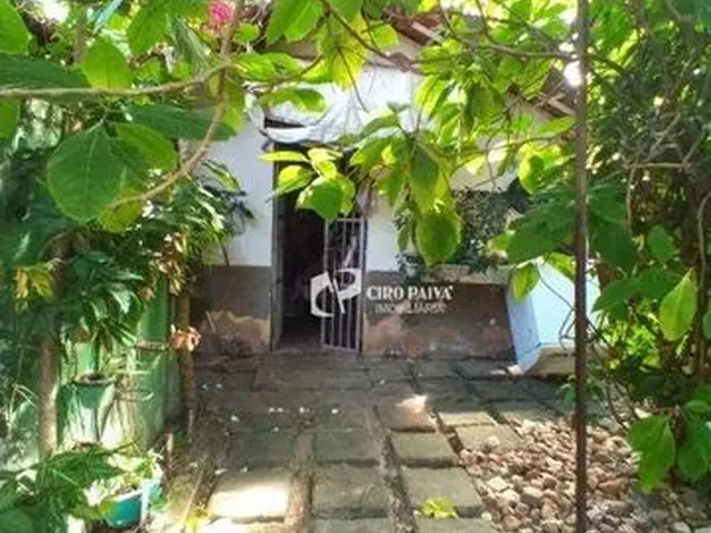 Imagem 2: Casa com 3 Dormitórios À Venda, 520 M² por R$ 800.000 - Cidade dos Funcionários