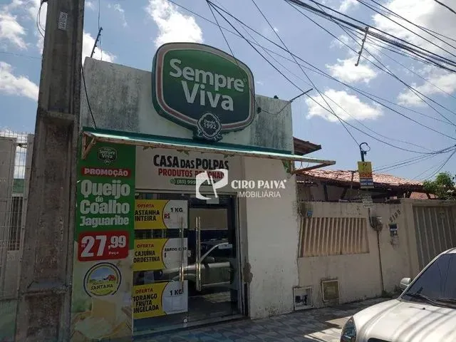 Imagem 1: Casa com 4 Quartos À Venda, 520 M² por R$ 800.000 - Cidade dos Funcionários