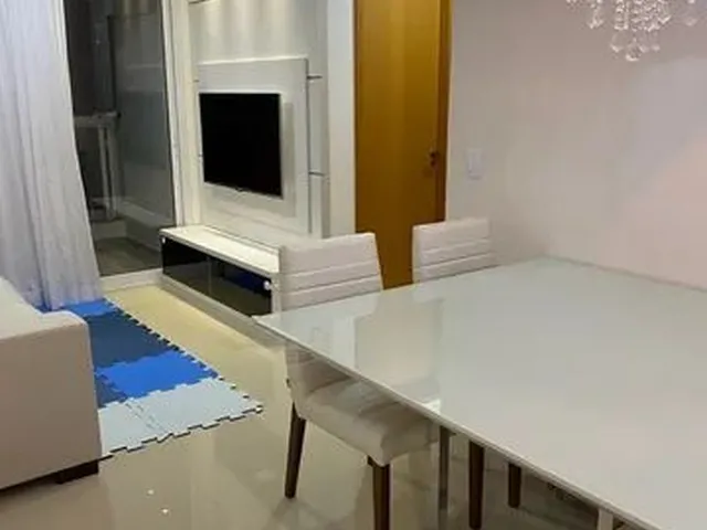 Imagem: O apartamento possui 2 Dormitórios, 1 Suíte, 2 Banheiros,