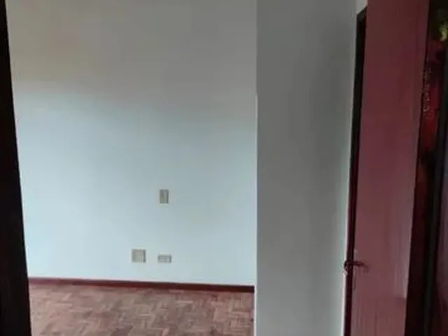 Imagem 8: Apartamento com 3 Quartos Localizado em Frente a Uem