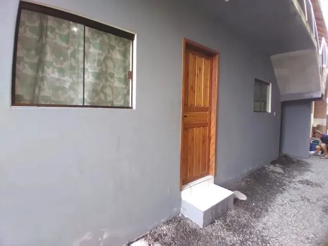 Imagem: Alugo Quitinete