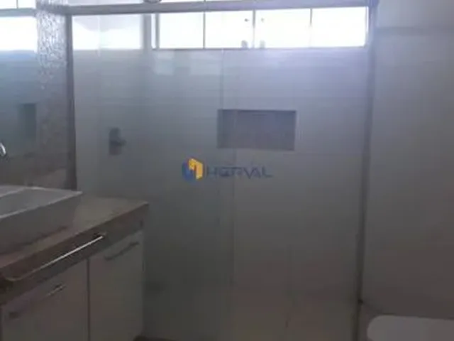 Imagem 2: Sobrado com 3 Quartos Sendo 1 Suíte com Closet, no Jardim Diamante em Maringá