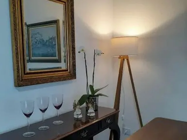 Imagem 4: Quarto/Moradia P Senhora Idosa (Ler o Anúncio
