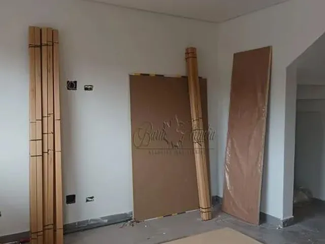 Imagem 2: Casa com 3 Dormitórios para Alugar, 90 M² por R$ 2.000,00/Mês - Parque Leblon