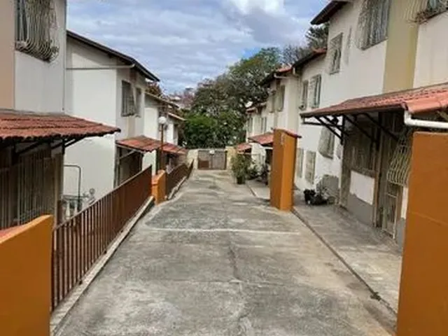 Imagem: Casa Geminada 3 Quartos Centro de Venda