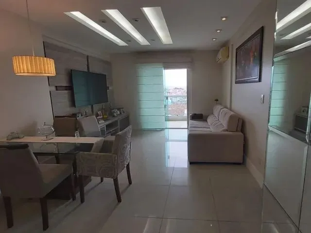 Imagem: O apartamento possui 3 Dormitórios, 1 Suíte, 2 Banheiros,