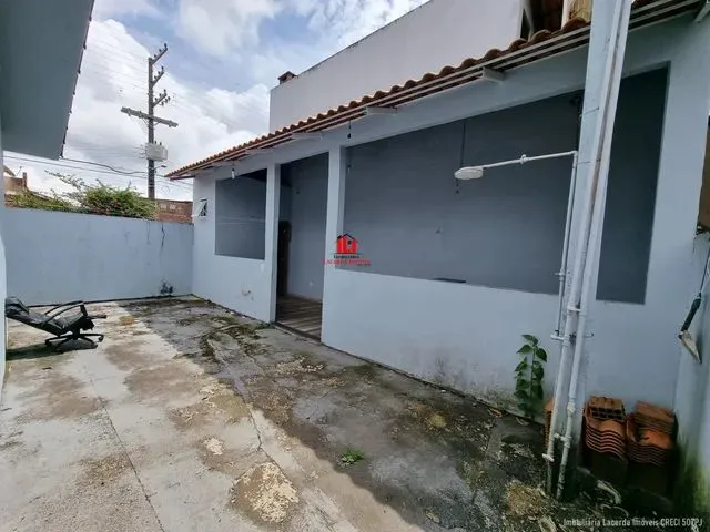 Imagem 11: Casa Térrea de Esquina 3 Quartos, 1 Banheiro Social e Wc de Serviço Espaço Edícula