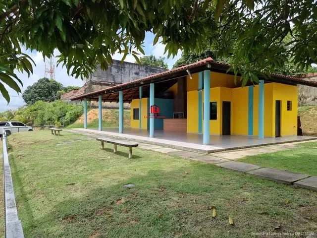 Imagem 8: Casa Térrea de Esquina 3 Quartos, 1 Banheiro Social e Wc de Serviço Espaço Edícula
