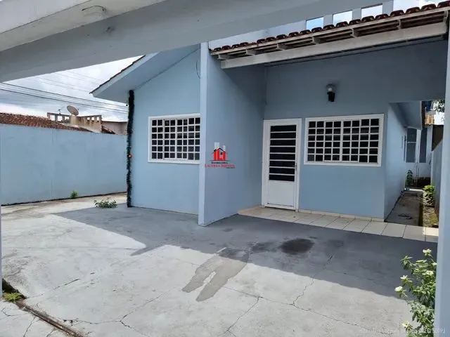 Imagem 5: Casa Térrea de Esquina 3 Quartos, 1 Banheiro Social e Wc de Serviço Espaço Edícula