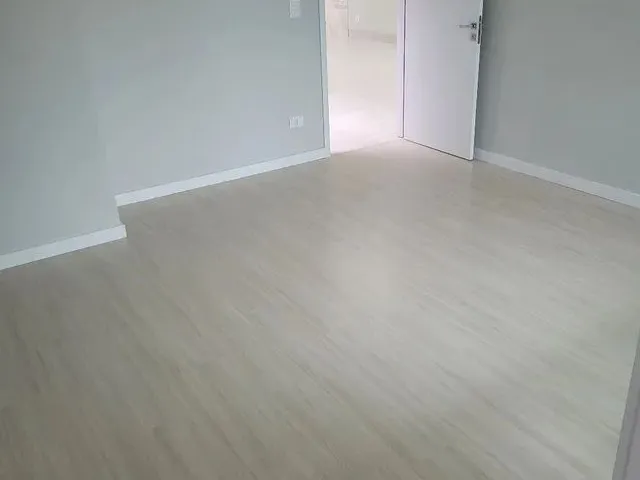 Imagem 7: Casa com Três Suítes e Piscina