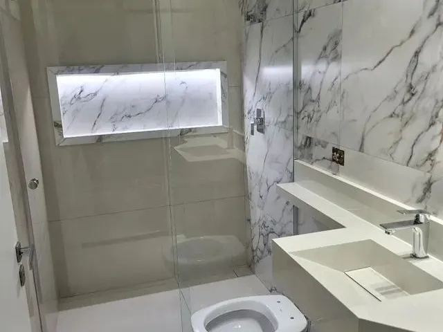 Imagem 10: Casa com Três Suítes e Piscina
