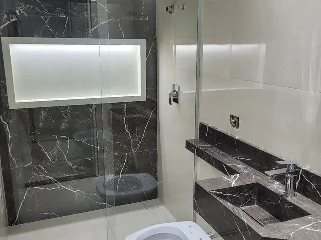 Imagem 6: Casa com Três Suítes e Piscina
