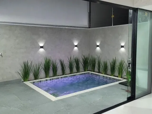 Imagem 3: Casa com Três Suítes e Piscina