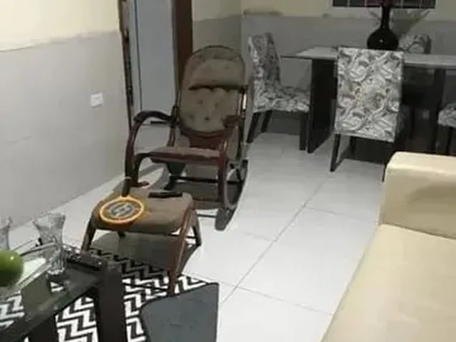 Imagem 7: Casa com 03 Dormitorios | Á Venda