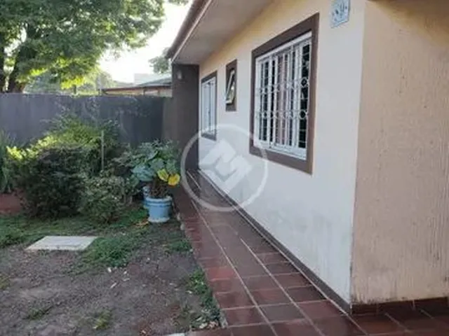 Imagem: Vendo Casa com Lote Inteiro, com Edícula