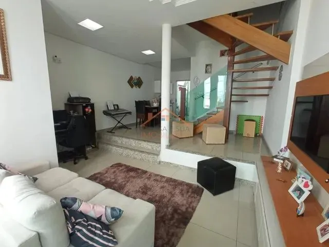 Imagem: Casa Geminada no Bairro Sapucaias II