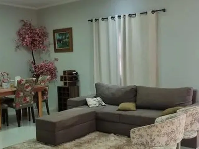 Imagem 3: Casa À Venda no Monte Líbano