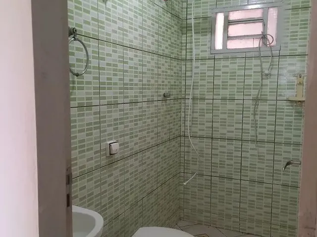 Imagem 4: Alugo Casa na Qn 15A Conj 2, Rf II