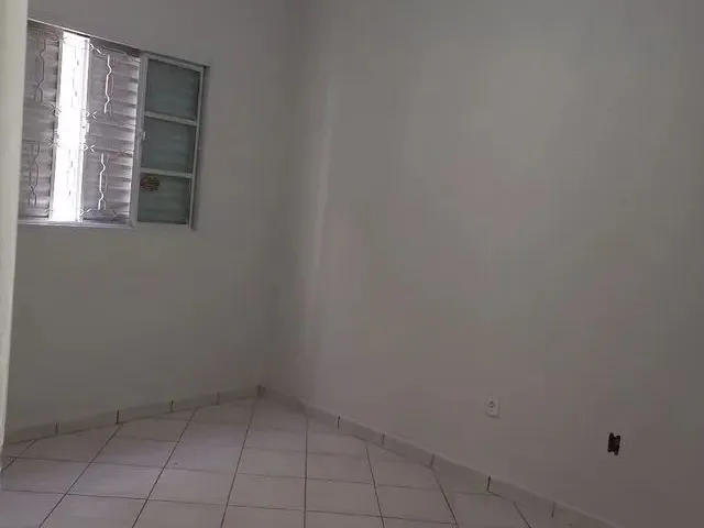 Imagem 10: Alugo Casa na Qn 15A Conj 2, Rf II
